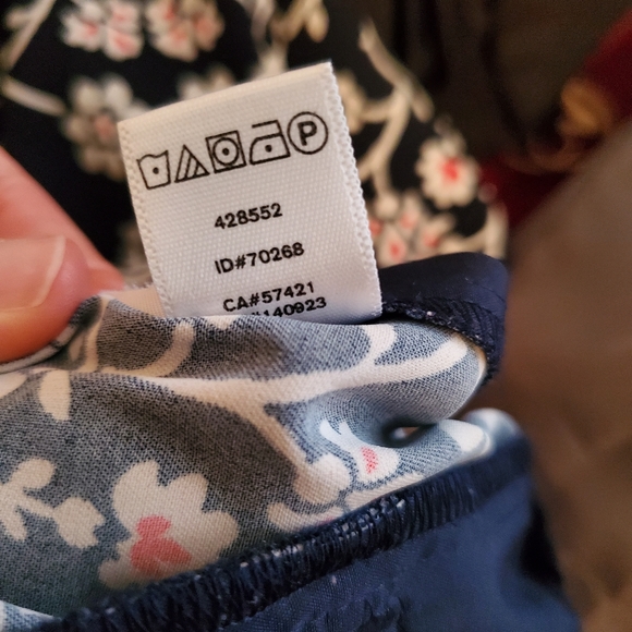 Loft Flowy Floral Pants - Picture 6 of 9